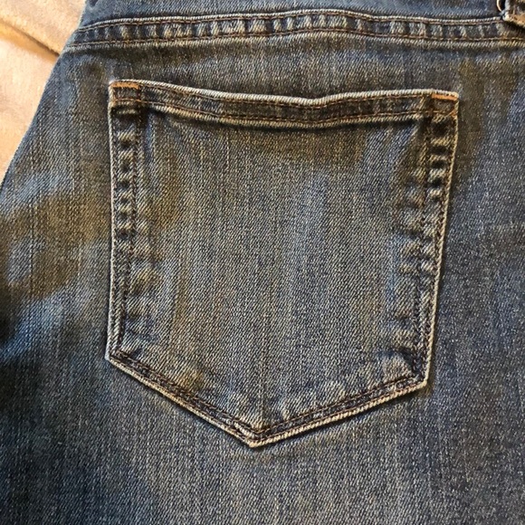 Banana Republic Factory Jeans - Picture 2 of 5